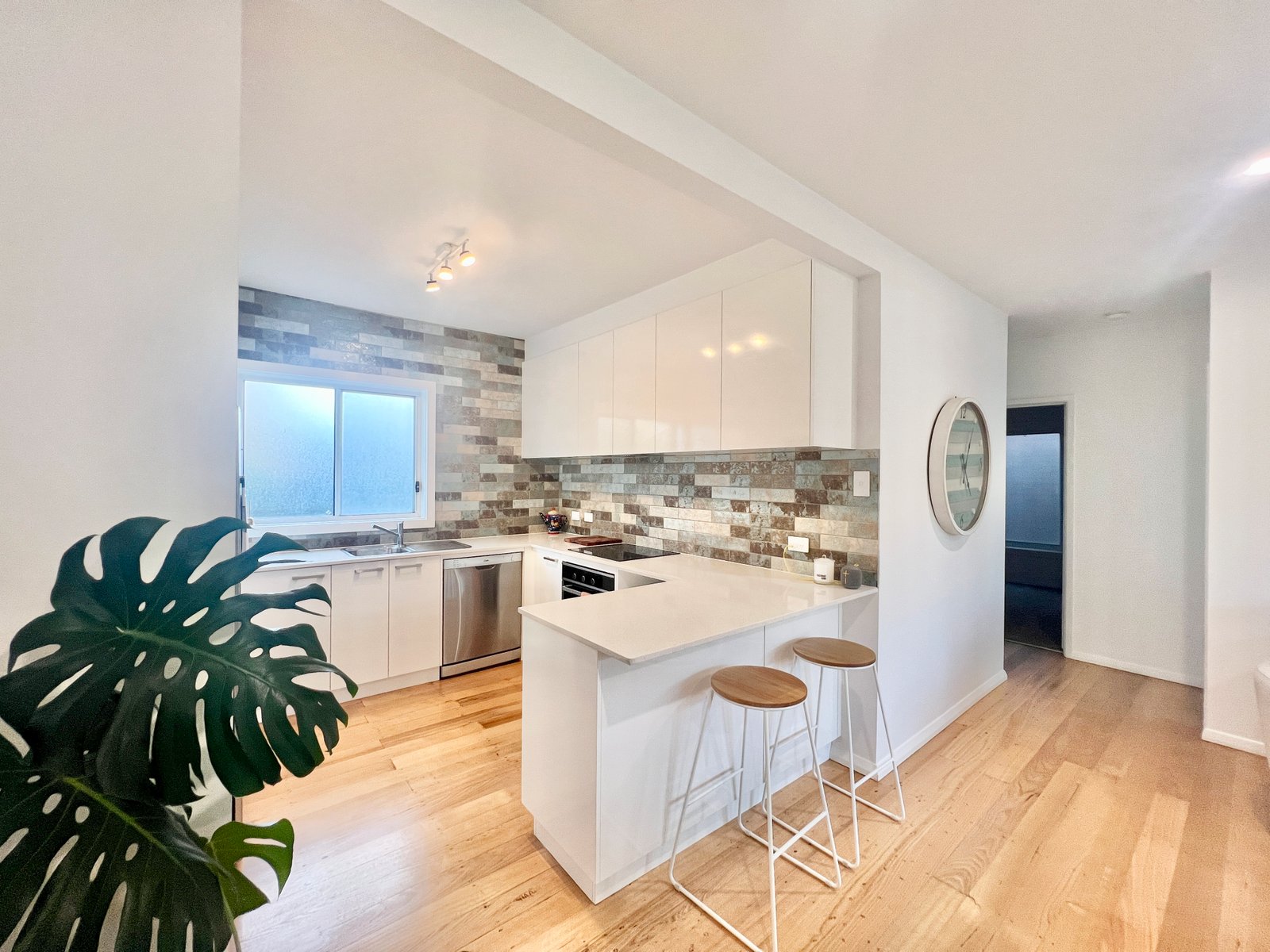 Gallery: 2/22-24 Walter Street