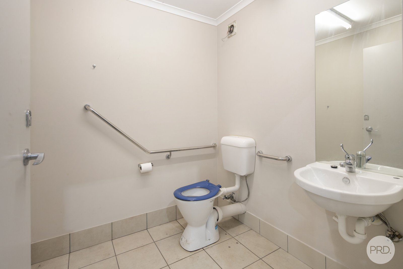 2/22 Ballarat-Carngham Road ALFREDTON 6