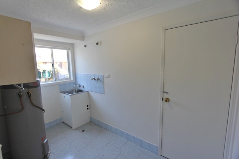 2/22 Binstead Drive SOUTHPORT 10