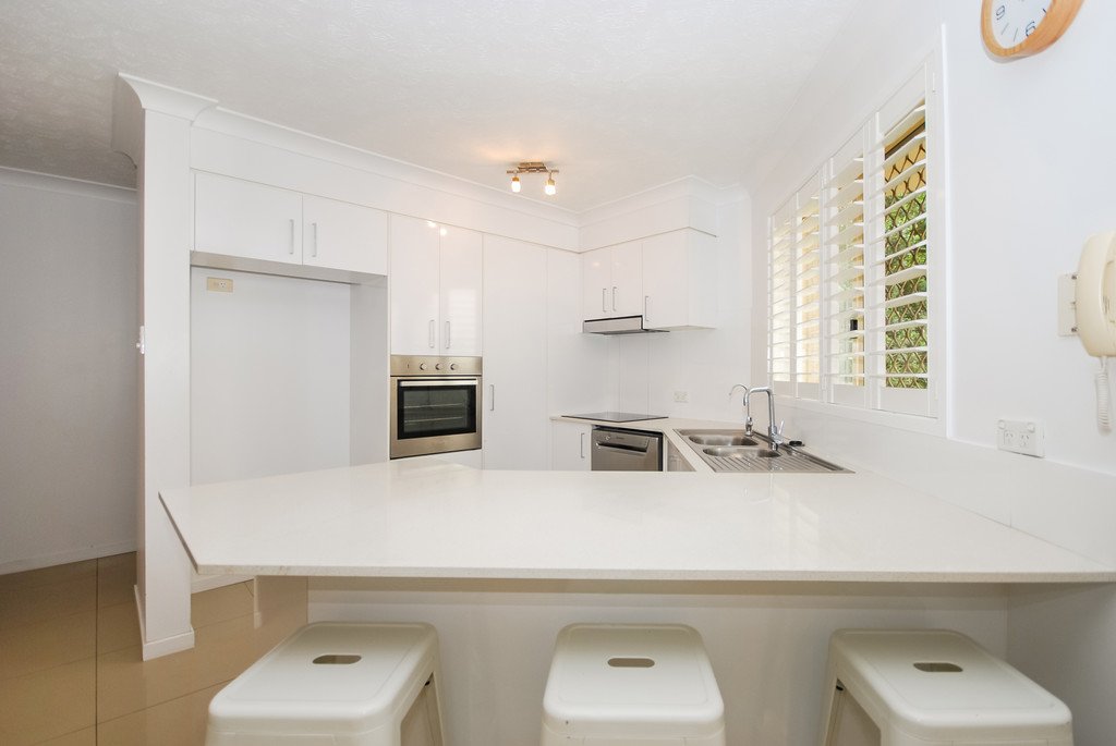 2/22 Binya Avenue KIRRA 2