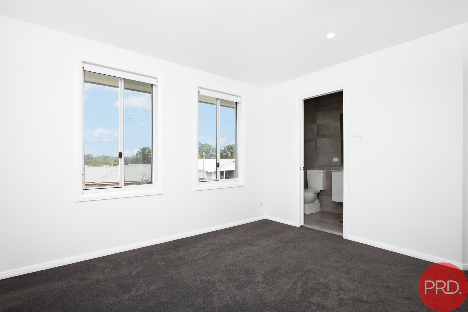 2/22 Chaucer Street BERESFIELD 7