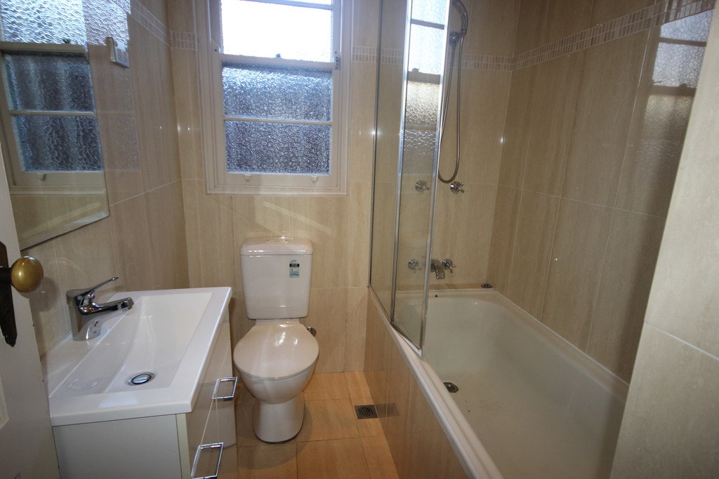 2/22 DALMAR Street CROYDON 4