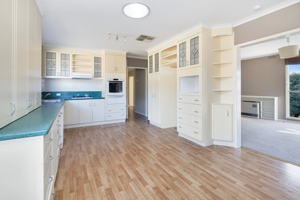 222 Daylesford Road BROWN HILL 3