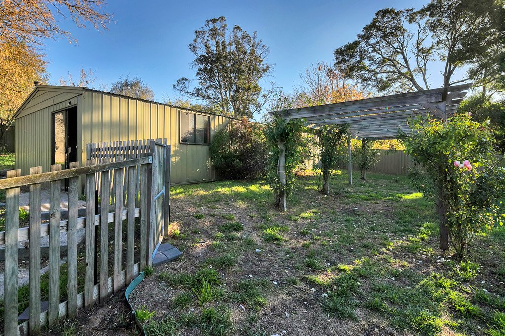 222 Daylesford Road BROWN HILL 8