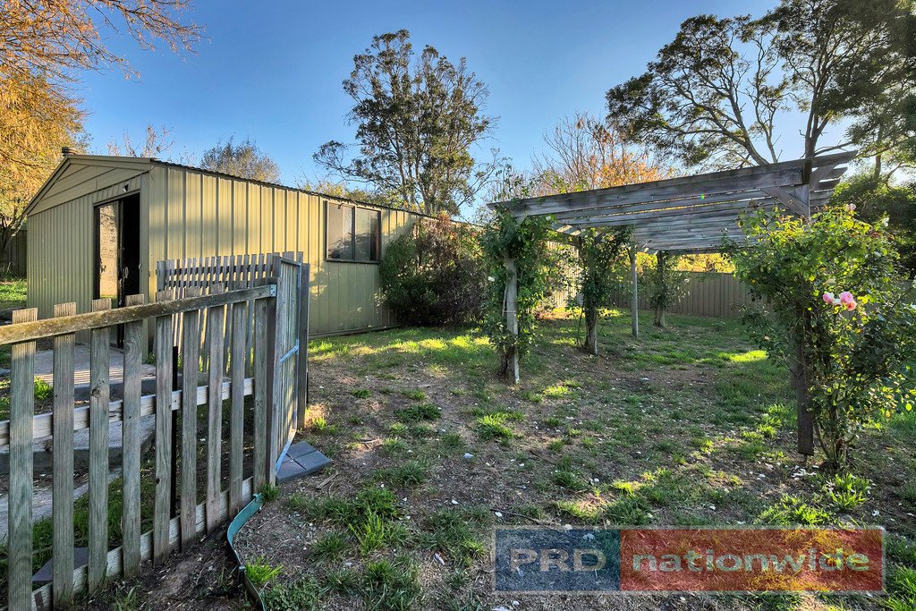 222 Daylesford Road BROWN HILL 8