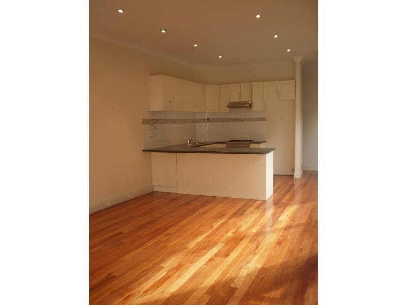 Gallery: 2/22 Emma Street