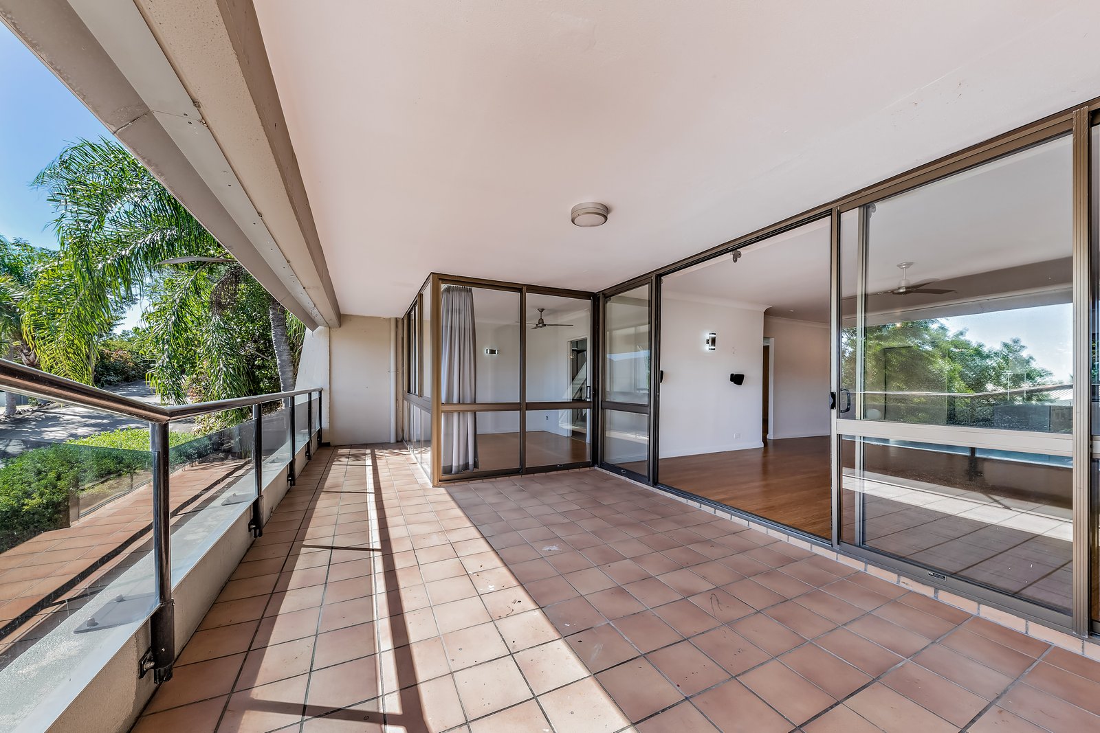 22/2 Eshelby Drive CANNONVALE 9