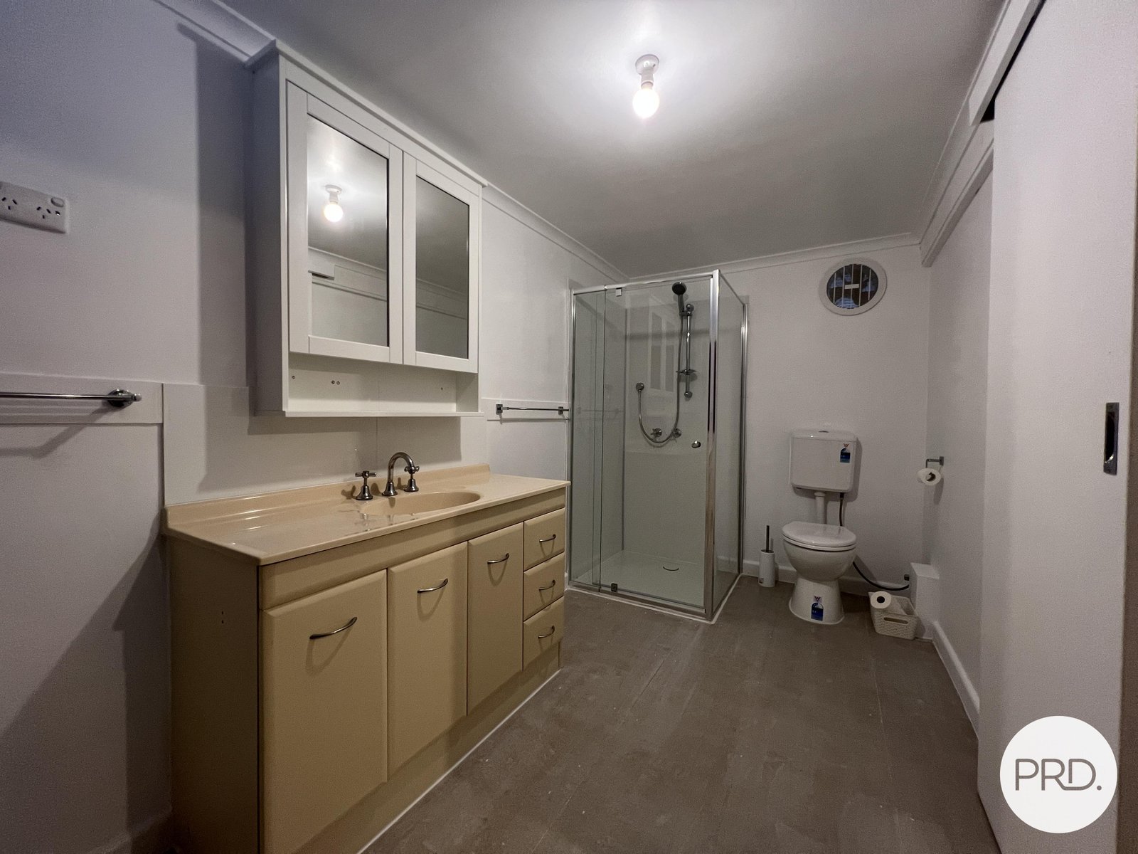 222 Foxlow Street CAPTAINS FLAT 5