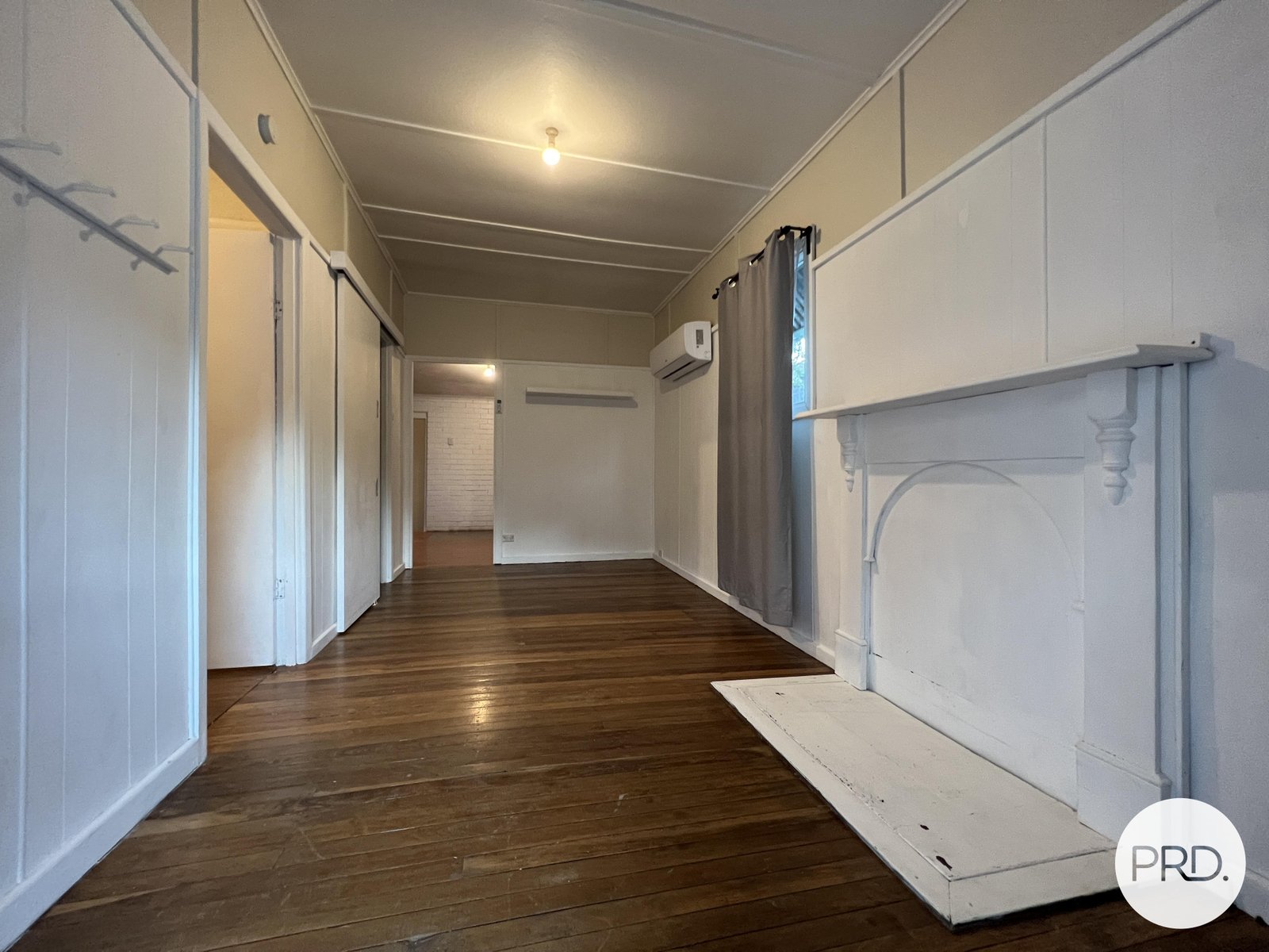 222 Foxlow Street CAPTAINS FLAT 2
