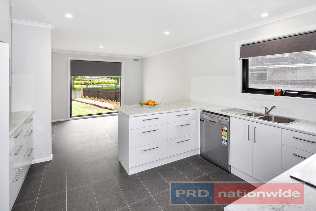 222 High Street LEARMONTH 8