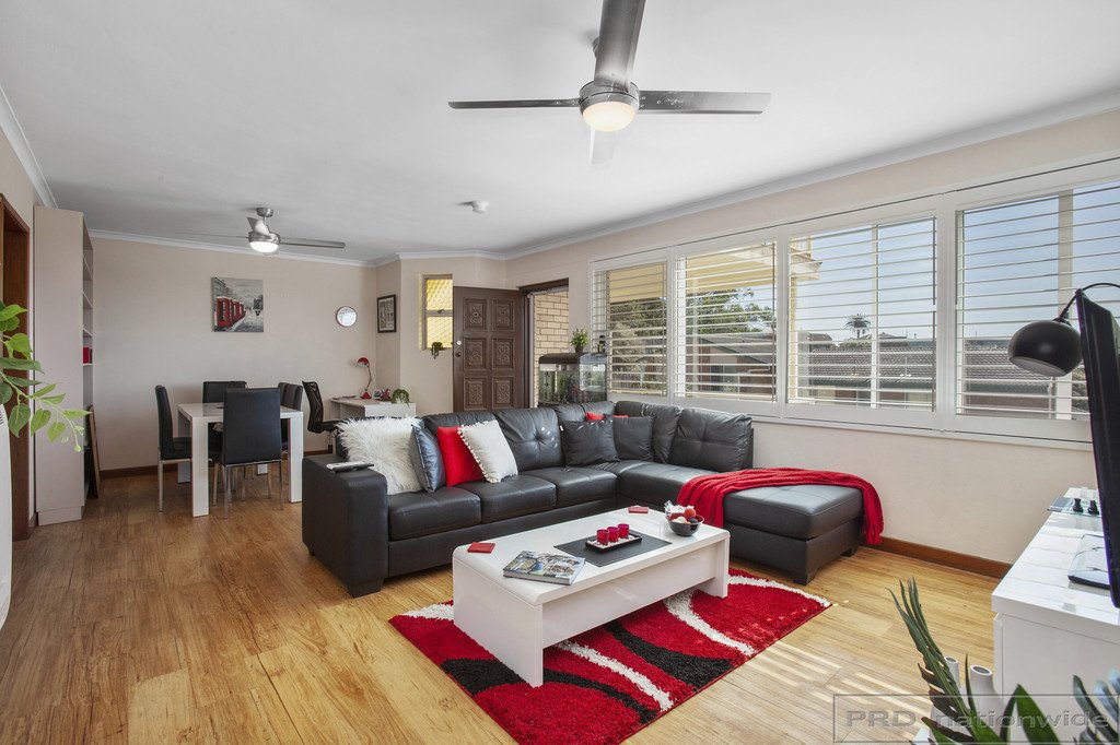 2/22 Hillview Crescent THE HILL 2