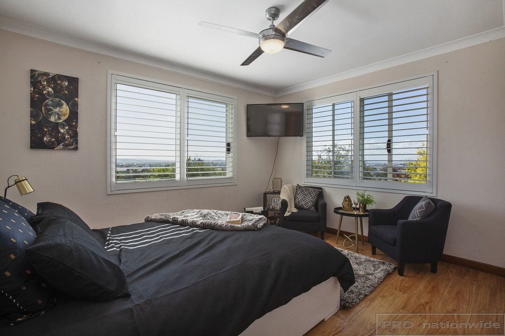 2/22 Hillview Crescent THE HILL 9