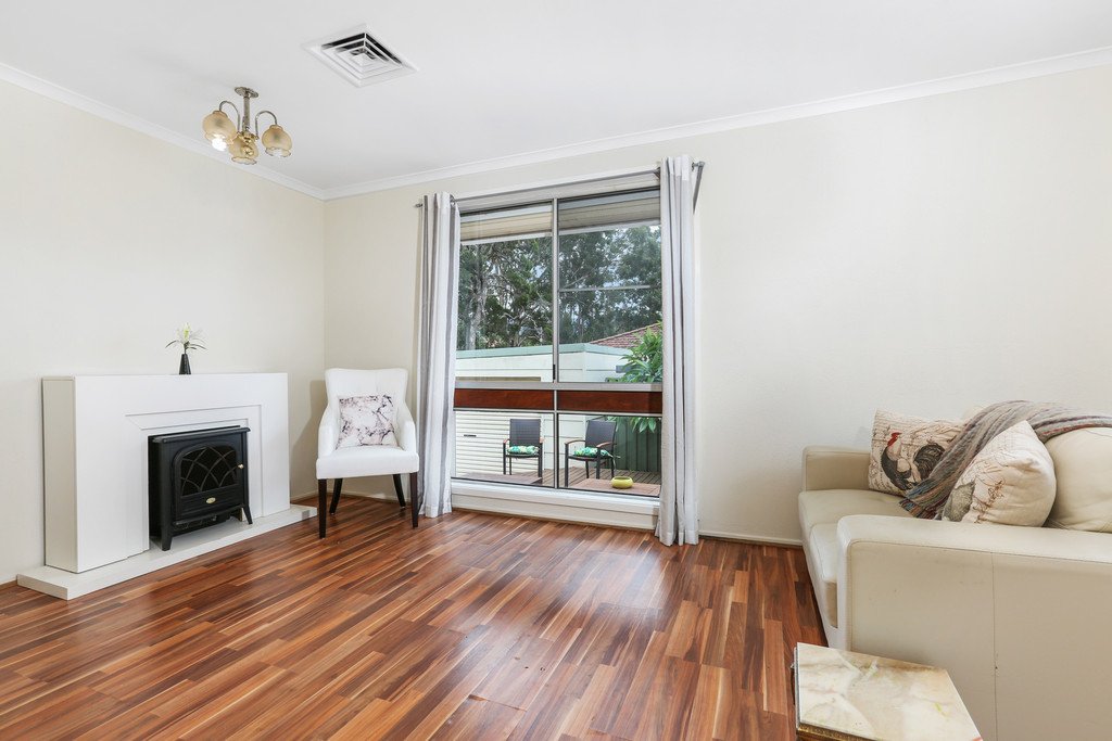 2/22 Horsley Drive HORSLEY 3