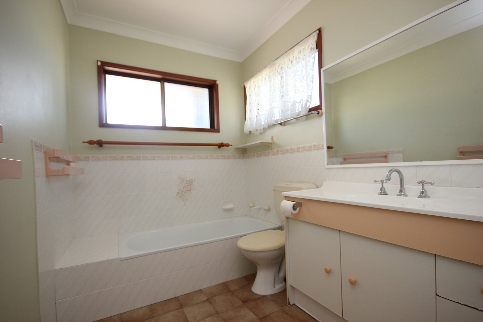 2/22 Laurie Street LAURIETON 9