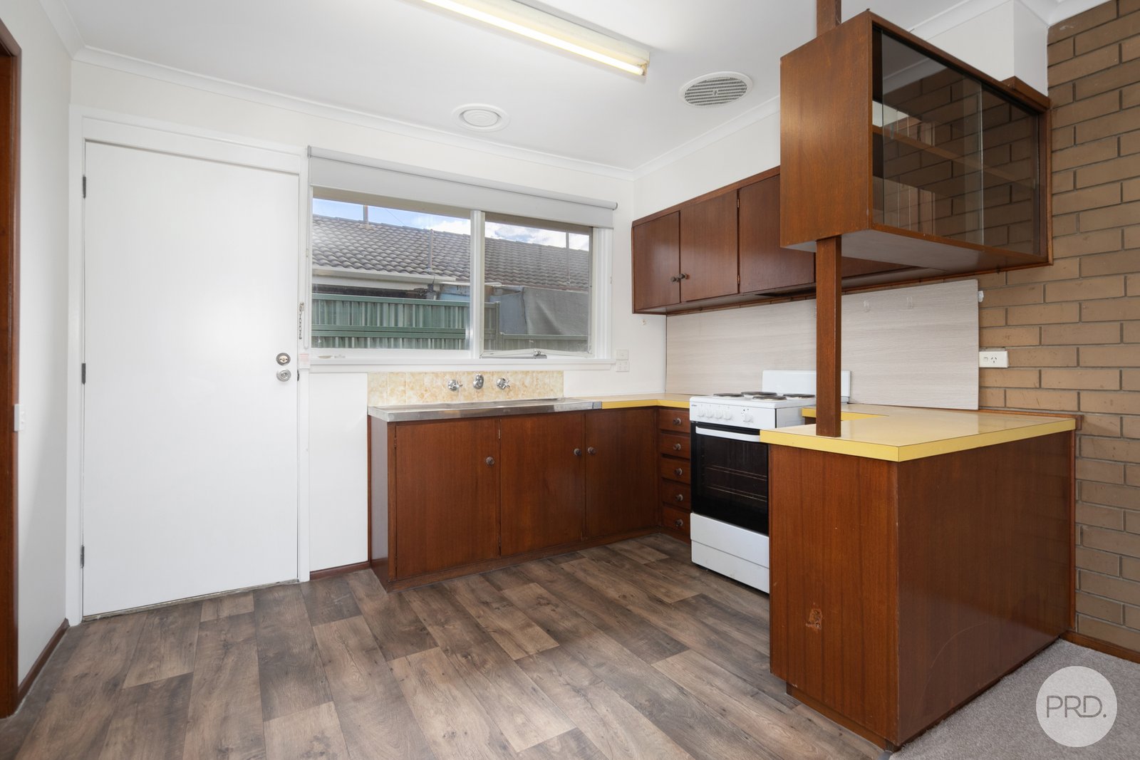 2/22 Marie Crescent WENDOUREE 3