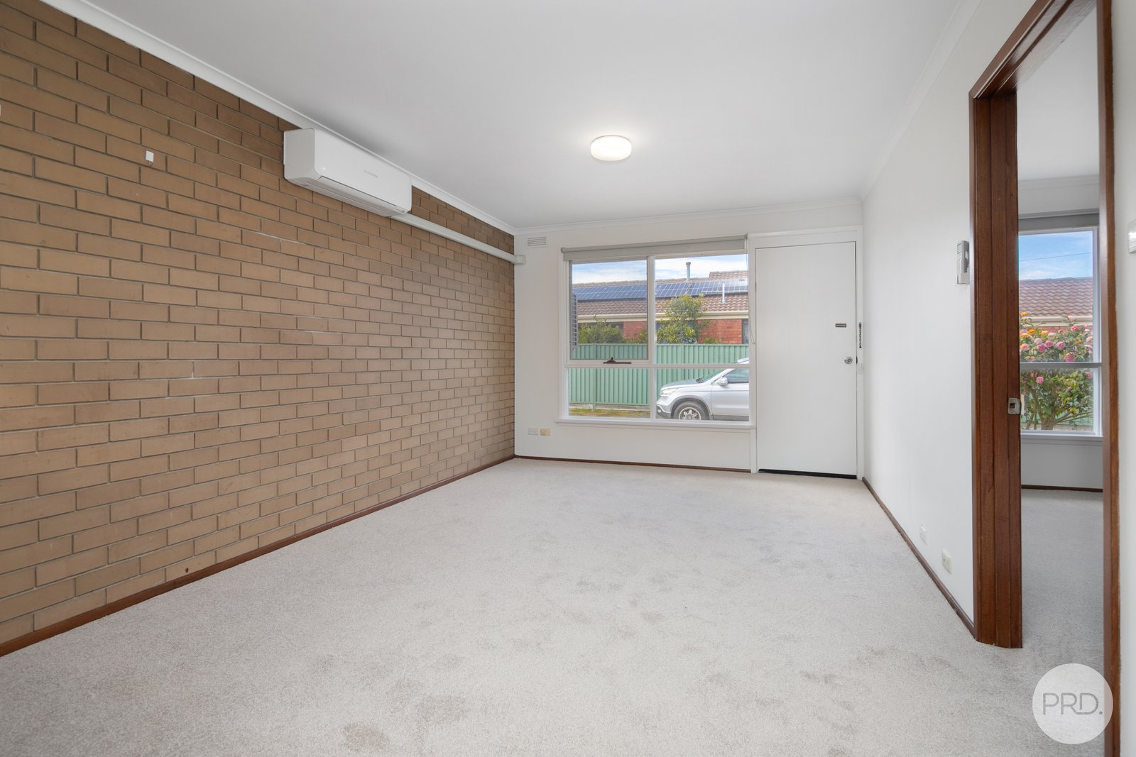 2/22 Marie Crescent WENDOUREE 5