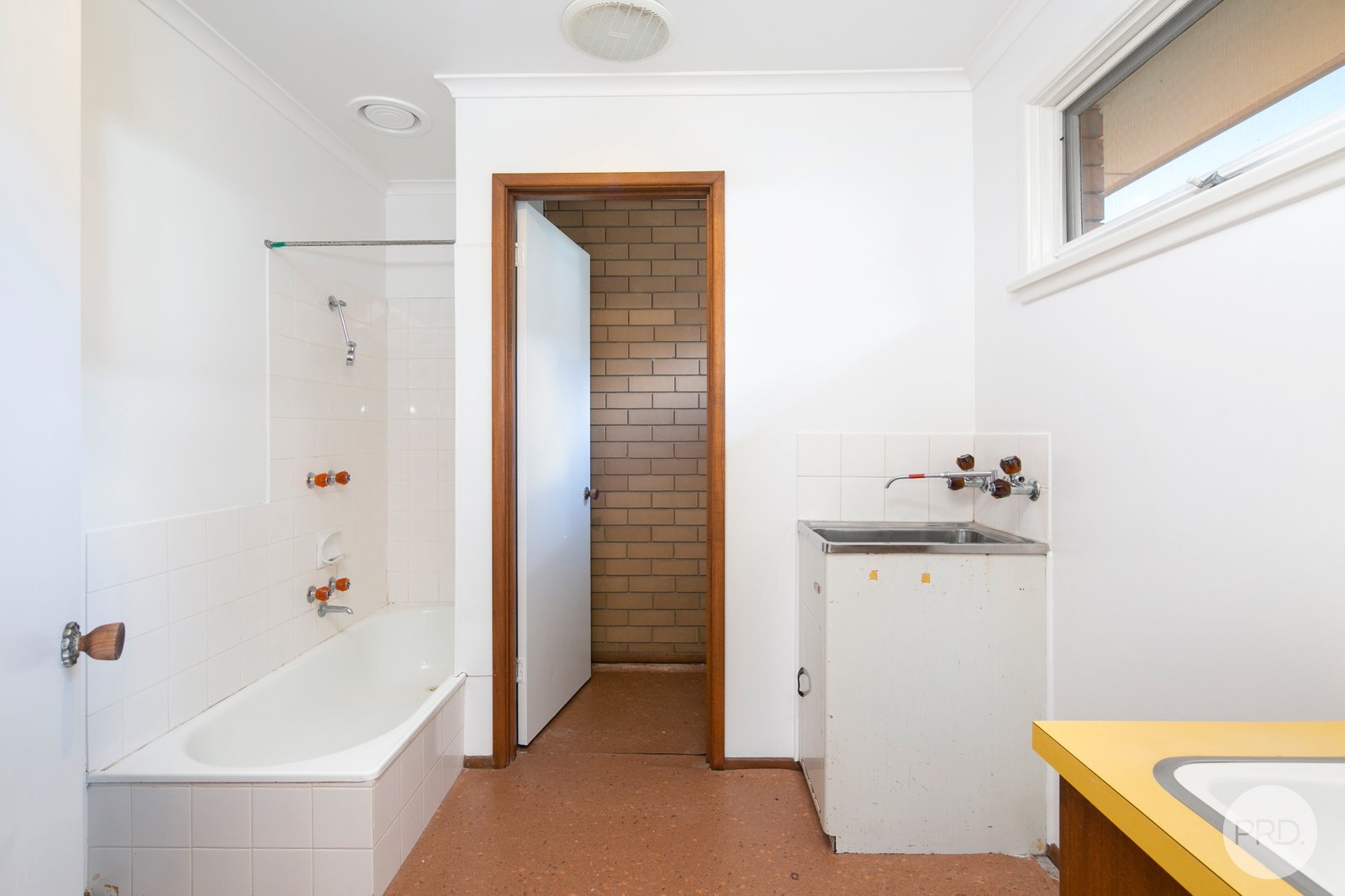 2/22 Marie Crescent WENDOUREE 6