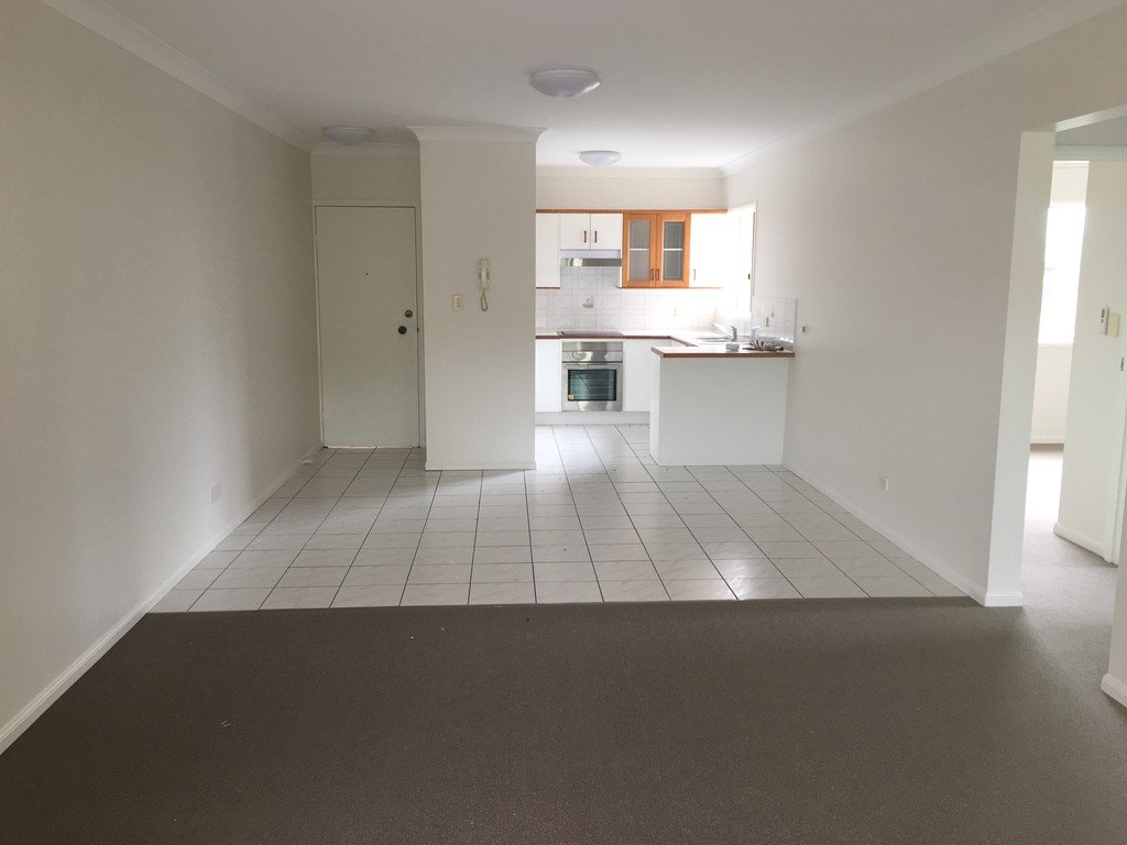 2/22 Miles Street CLAYFIELD 4