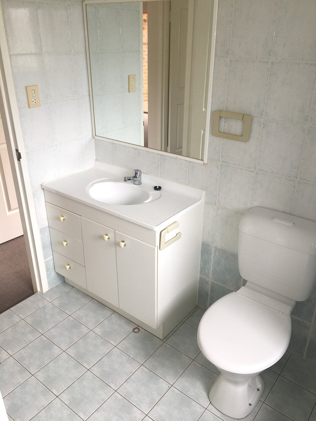 2/22 Miles Street CLAYFIELD 12