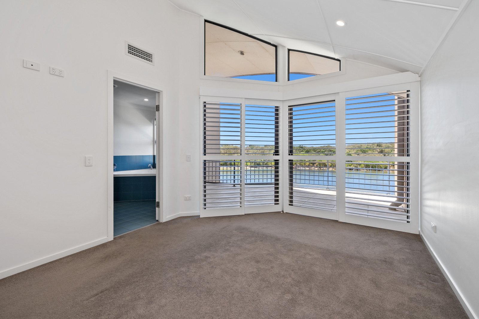 2/22 Moss Street KINGSCLIFF 15