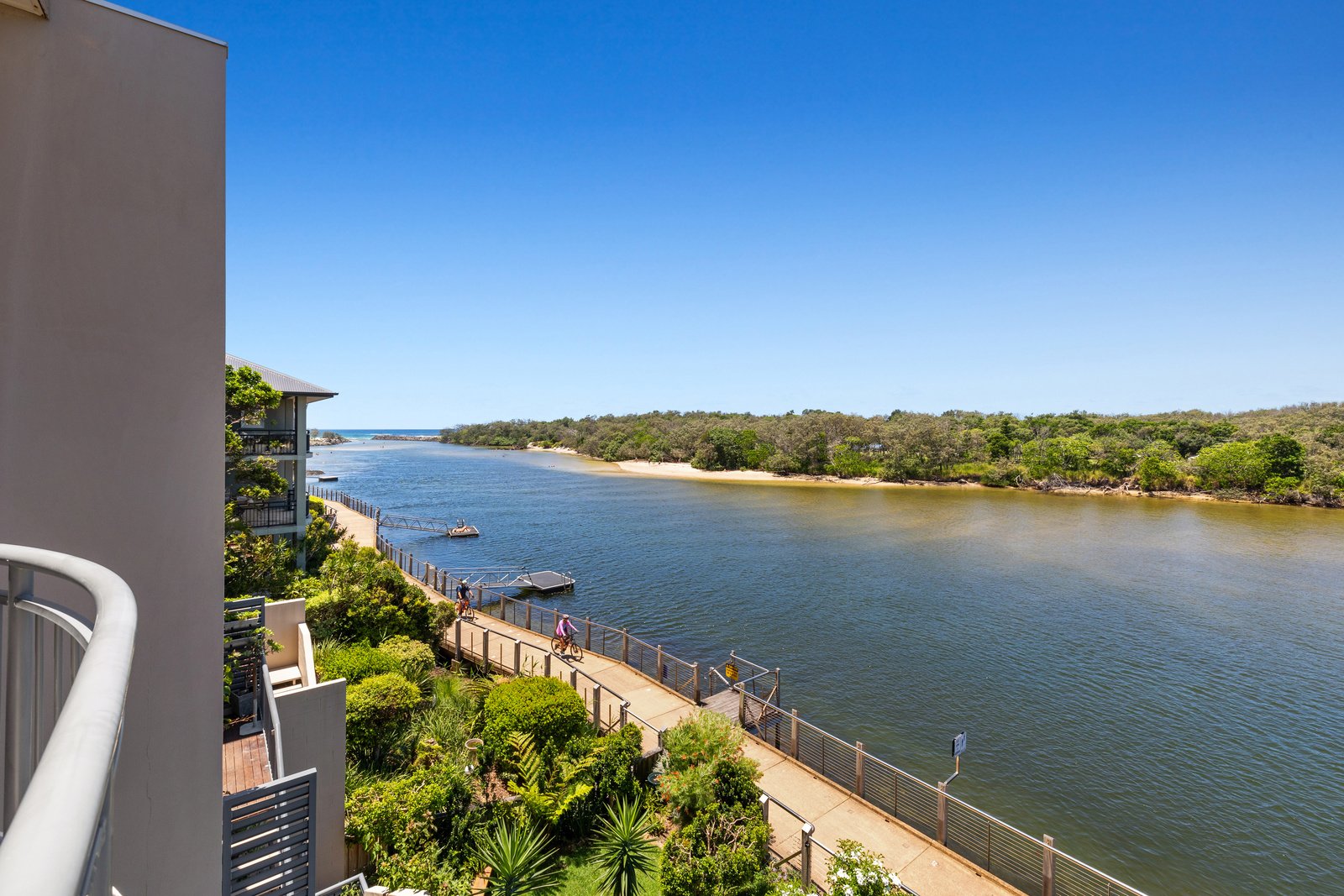 2/22 Moss Street KINGSCLIFF 24