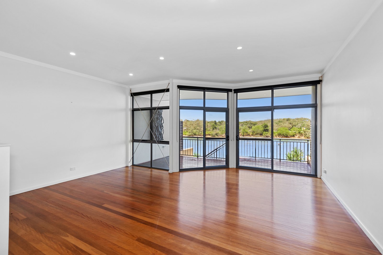 2/22 Moss Street KINGSCLIFF 3