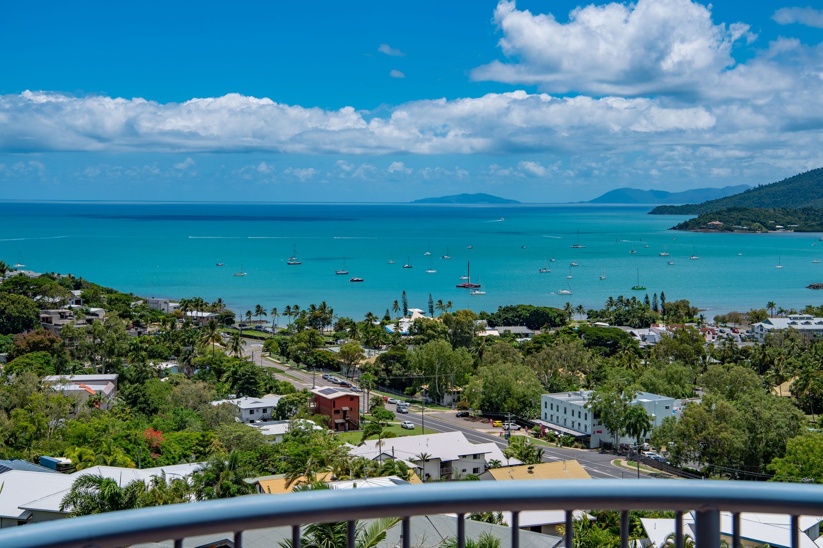 22/2 Nara Avenue AIRLIE BEACH 2