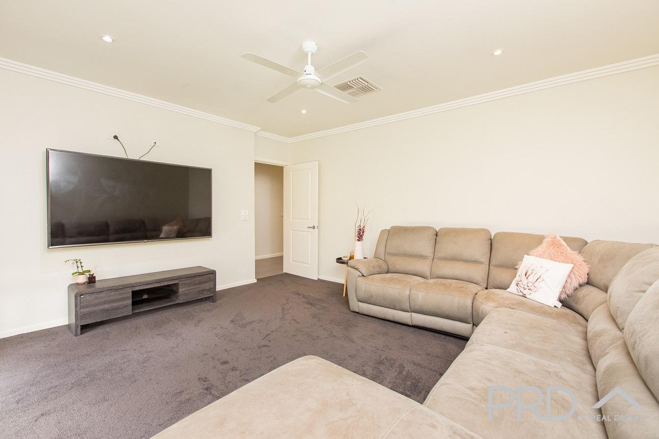 2/22 Philippa Crescent MILDURA 5