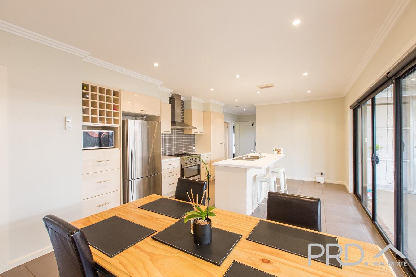 2/22 Philippa Crescent MILDURA 11