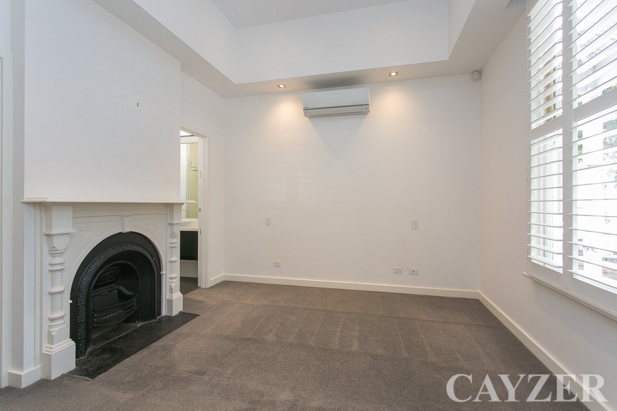 Gallery: 222 Ross Street