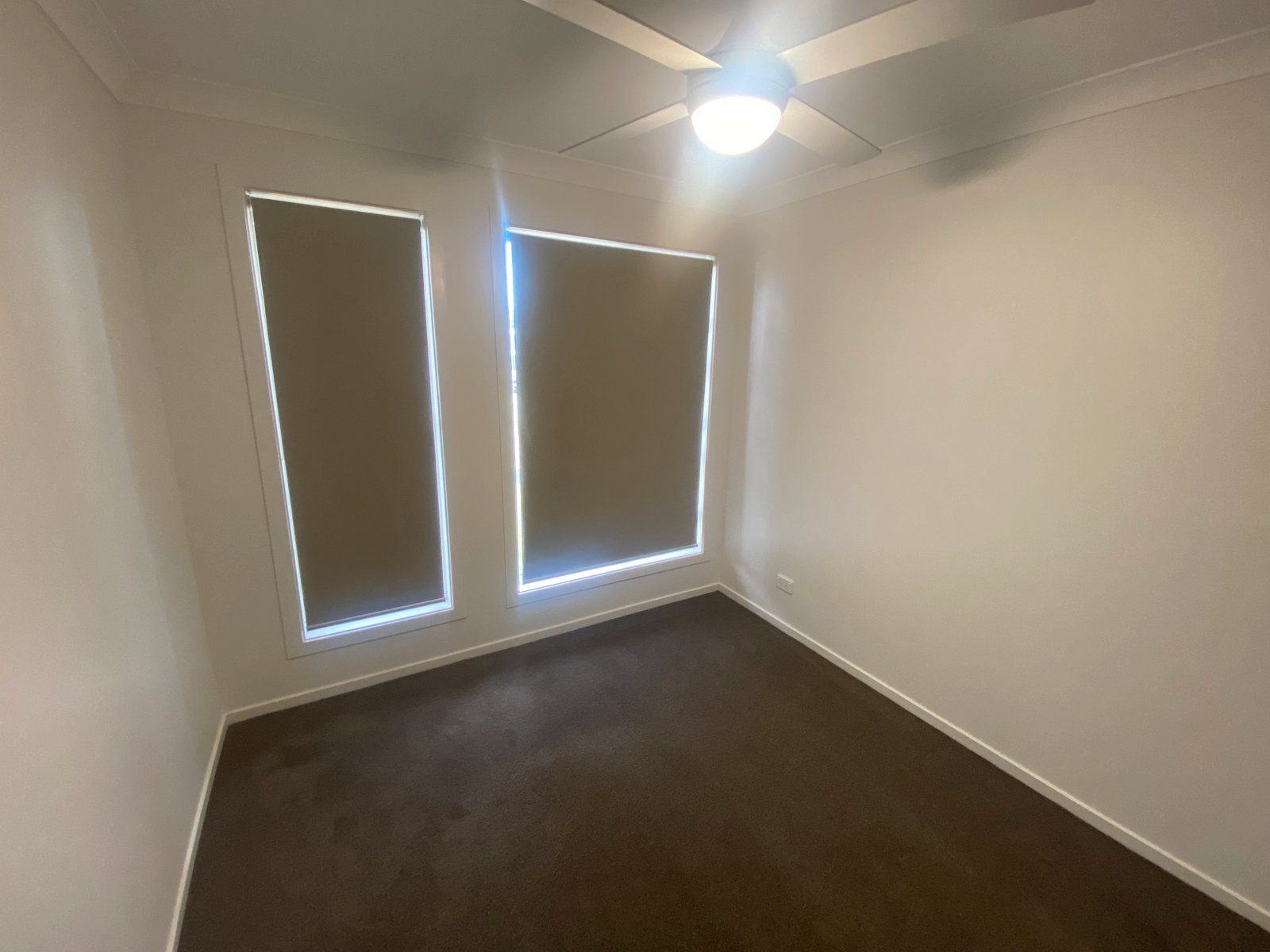 2/22 Silkstone St  Farley 11