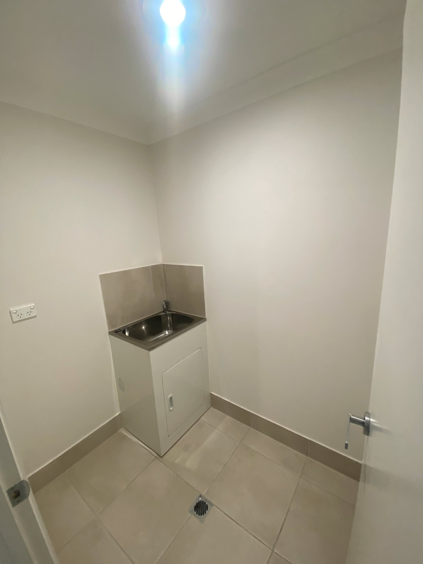 2/22 Silkstone St  Farley 18