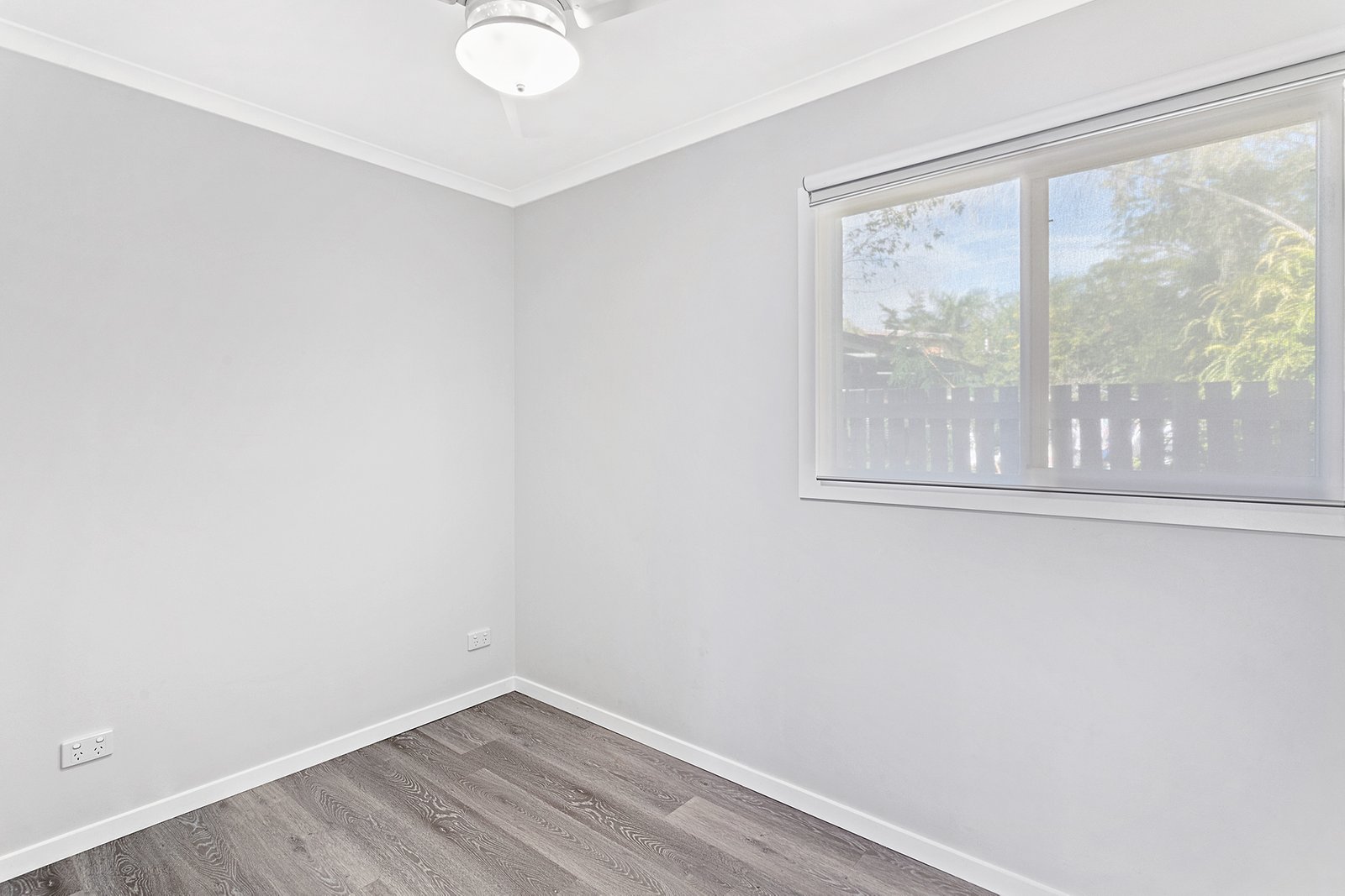 2/22 Wambiri Street CANNONVALE 9
