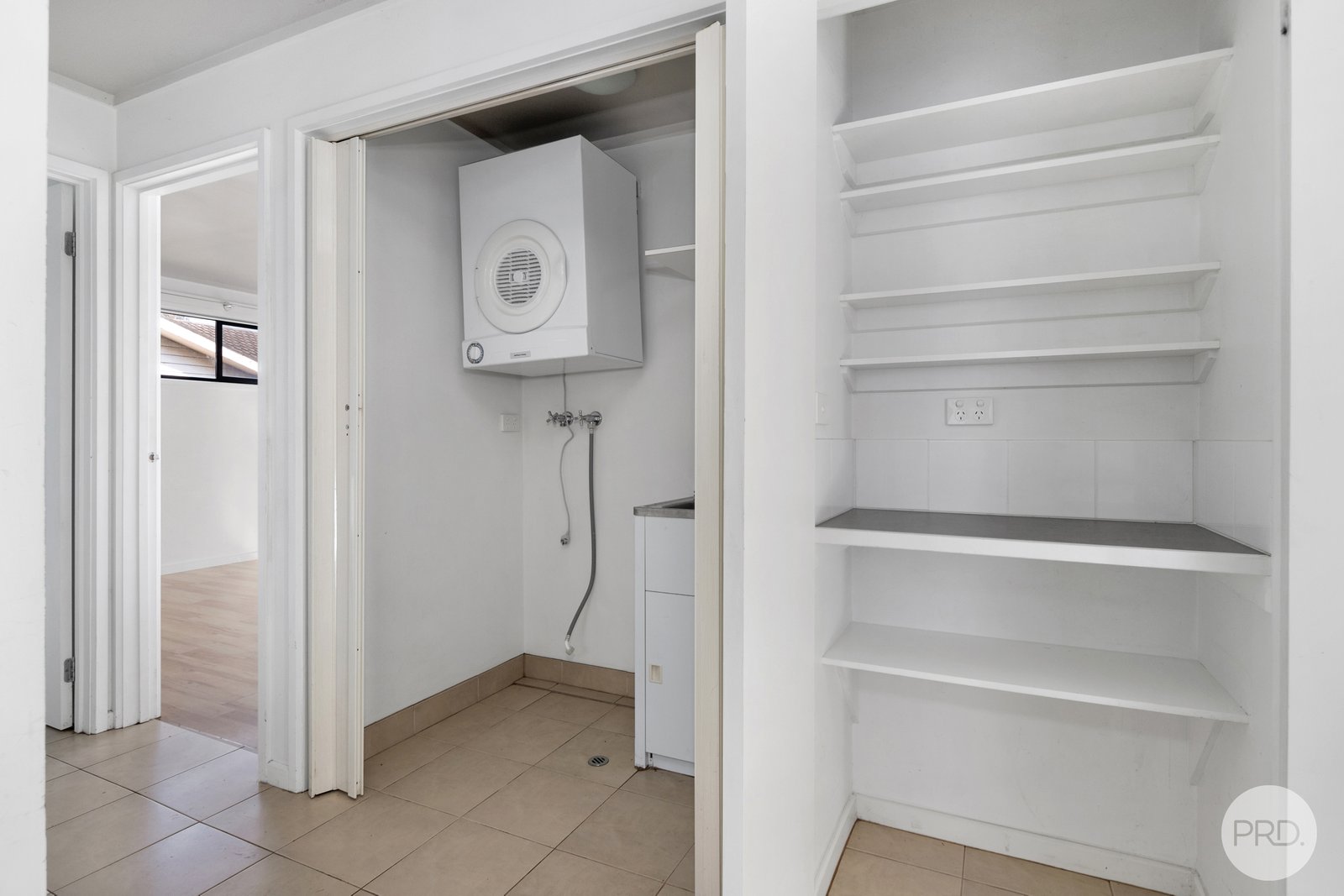 2/220 Eddy Avenue MOUNT HELEN 6