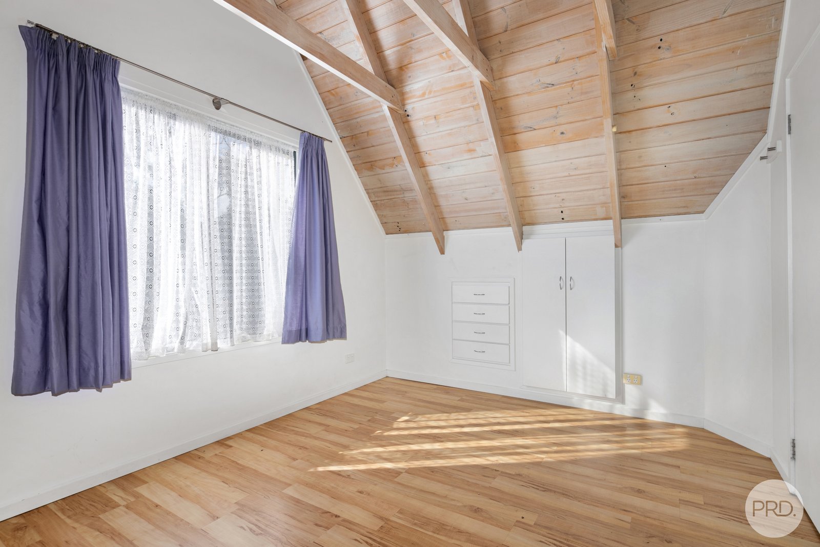 2/220 Eddy Avenue MOUNT HELEN 10