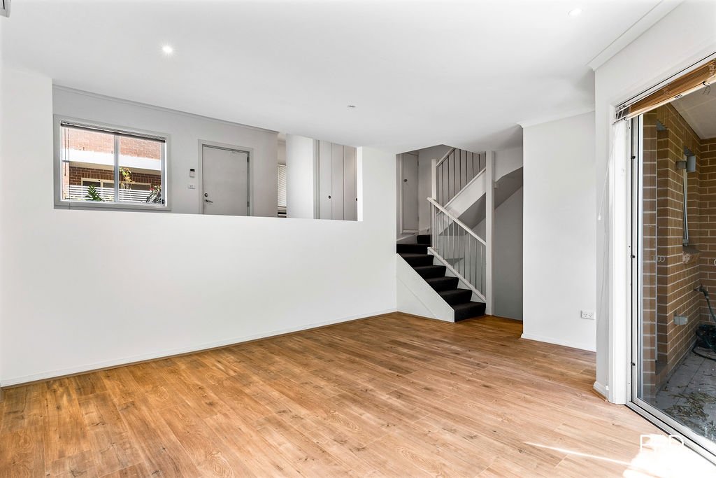 22/21-25 Orth Street KINGSWOOD 2