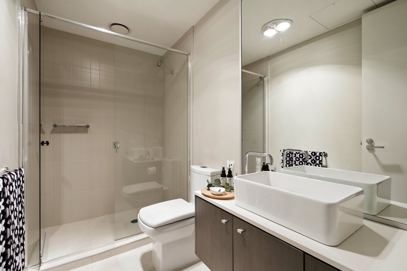 Gallery: 22/21 Izett Street