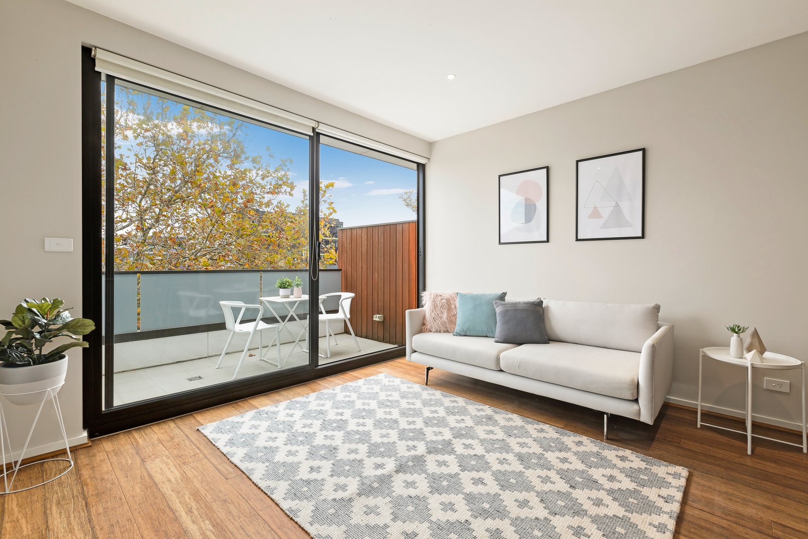 Gallery: 22/21 Izett Street