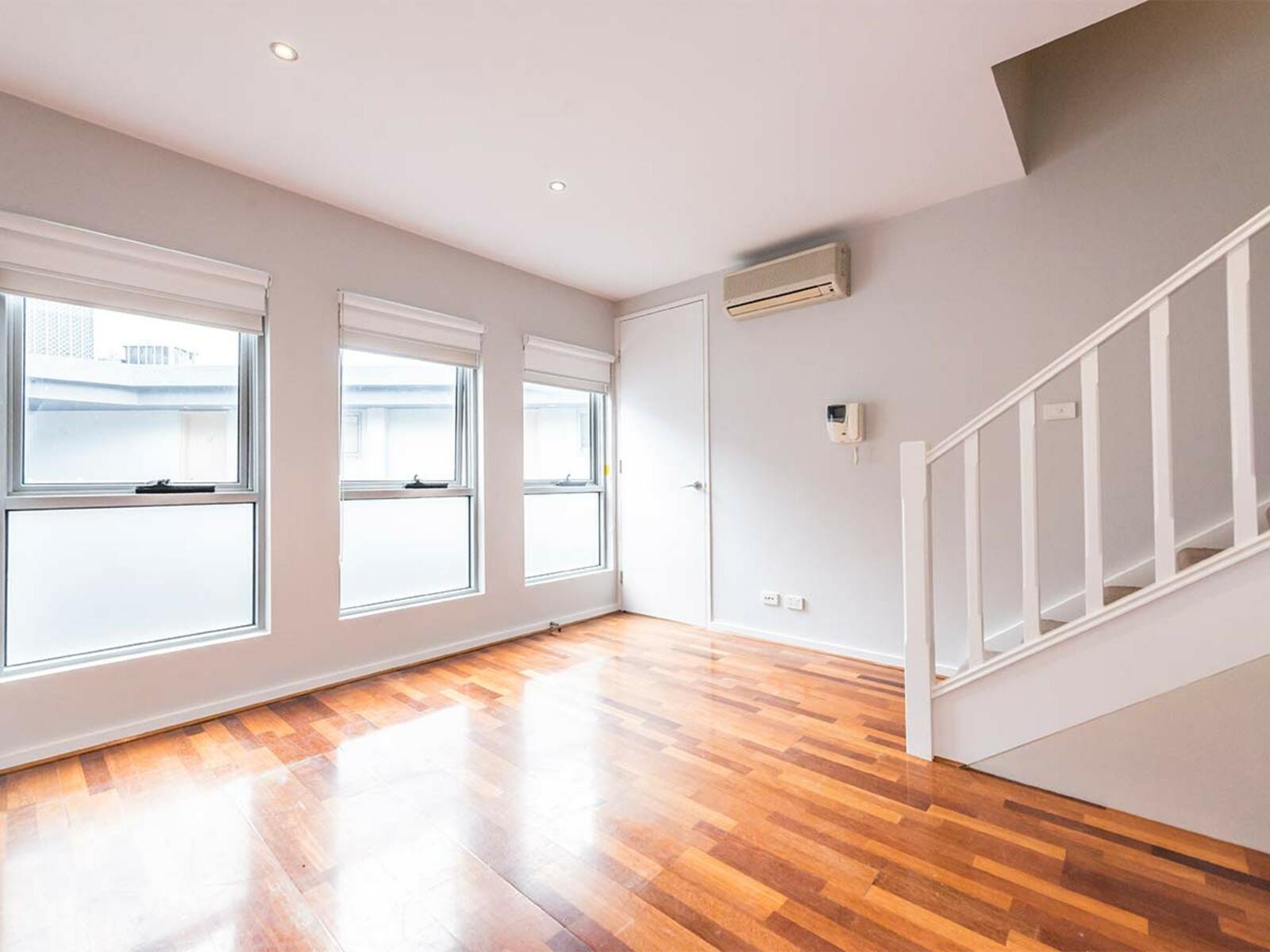 Gallery: 22/22 Abbott Street
