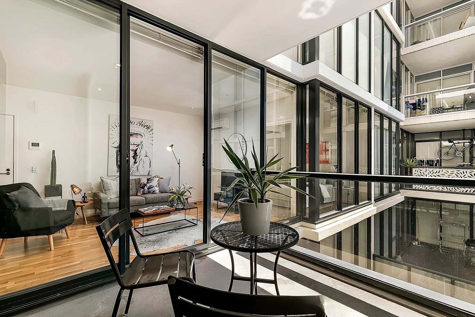 Gallery: 222/232-242 Rouse Street