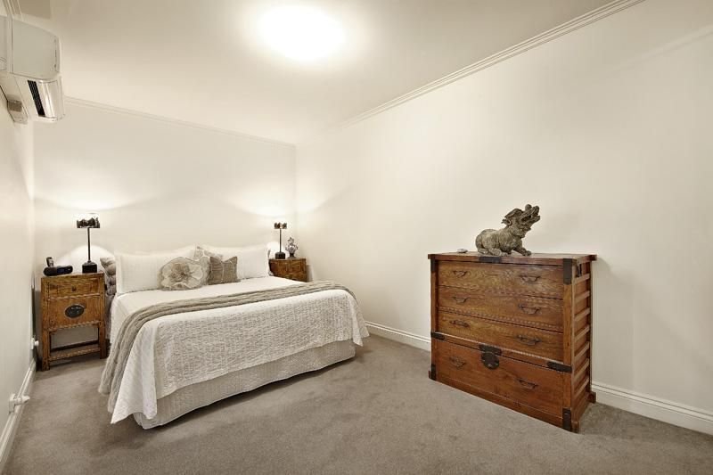 Gallery: 222/360 St Kilda Road