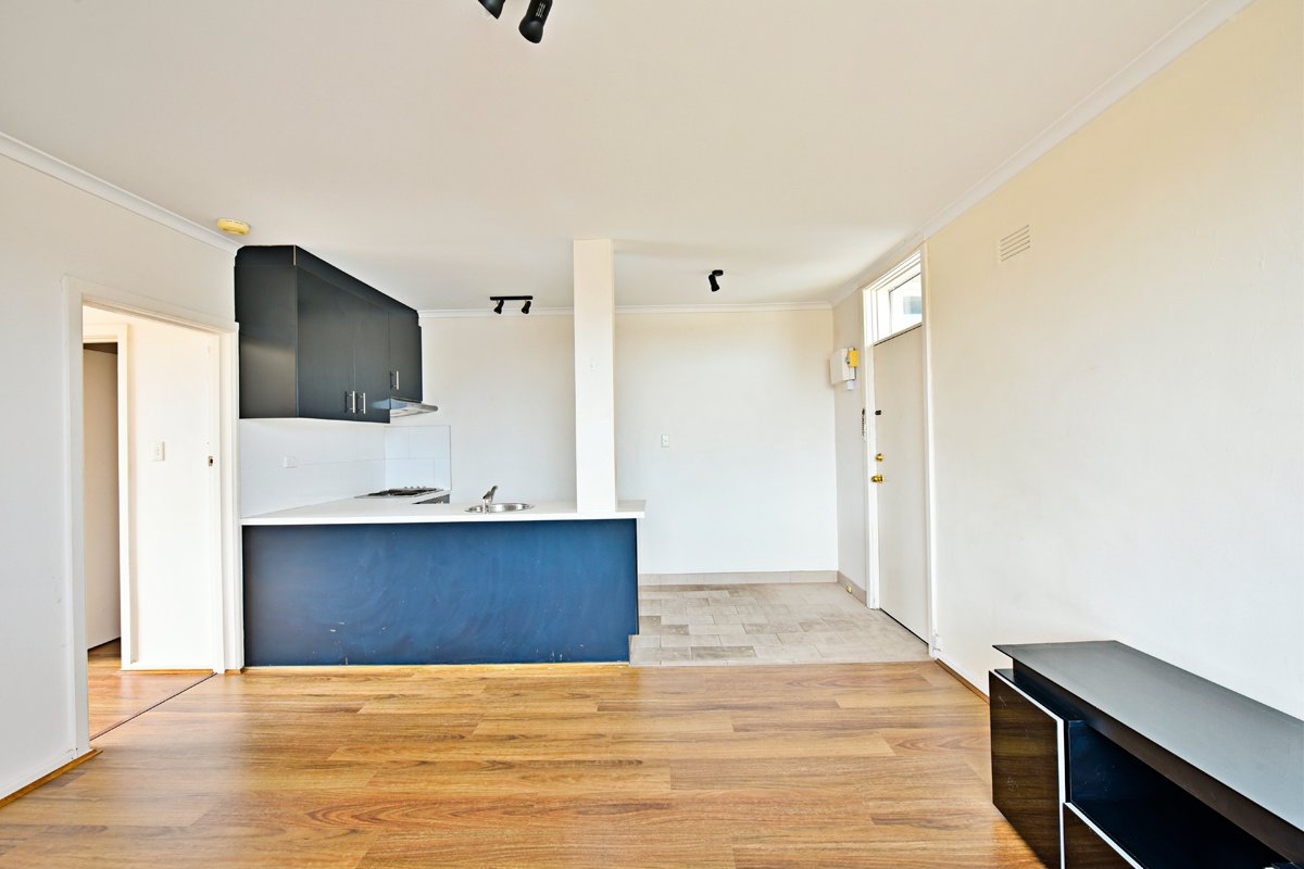Gallery: 22/245 Williams Road