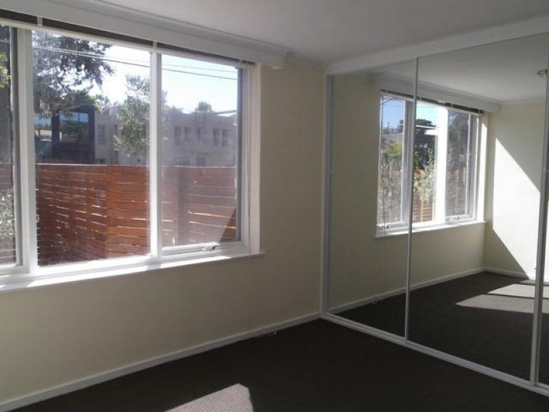 Gallery: 2/225 Canterbury Road