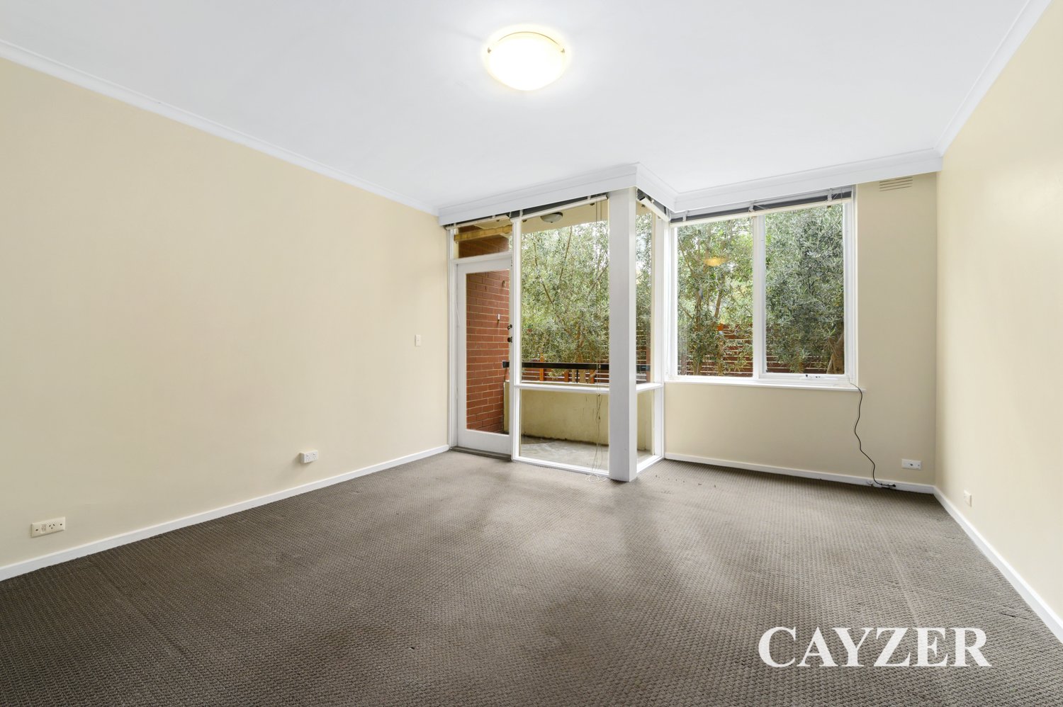 Gallery: 2/225 Canterbury Road