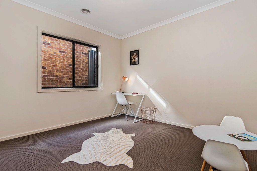 2/225 East Lloyd Street BENDIGO 9