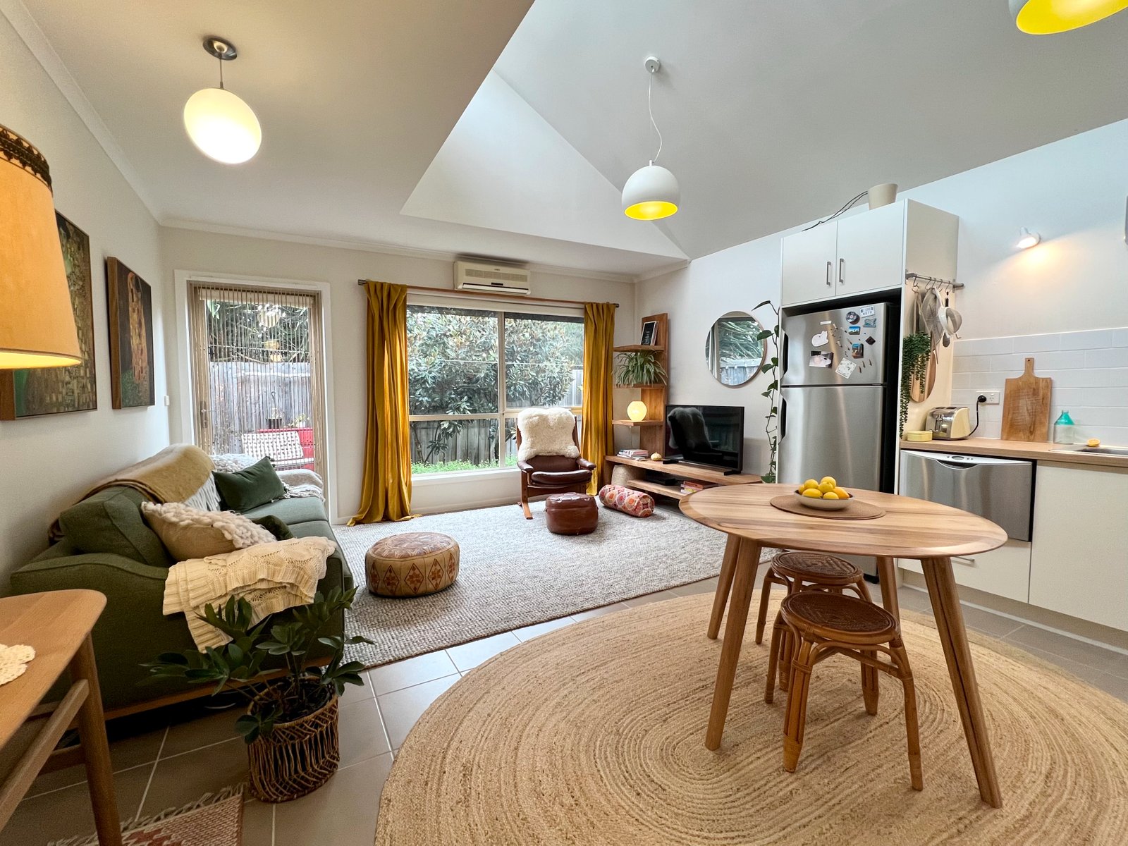 Gallery: 2/225 Roslyn Road