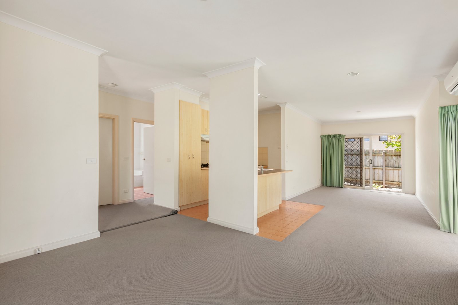 Gallery: 2/23-25 Tweed Street