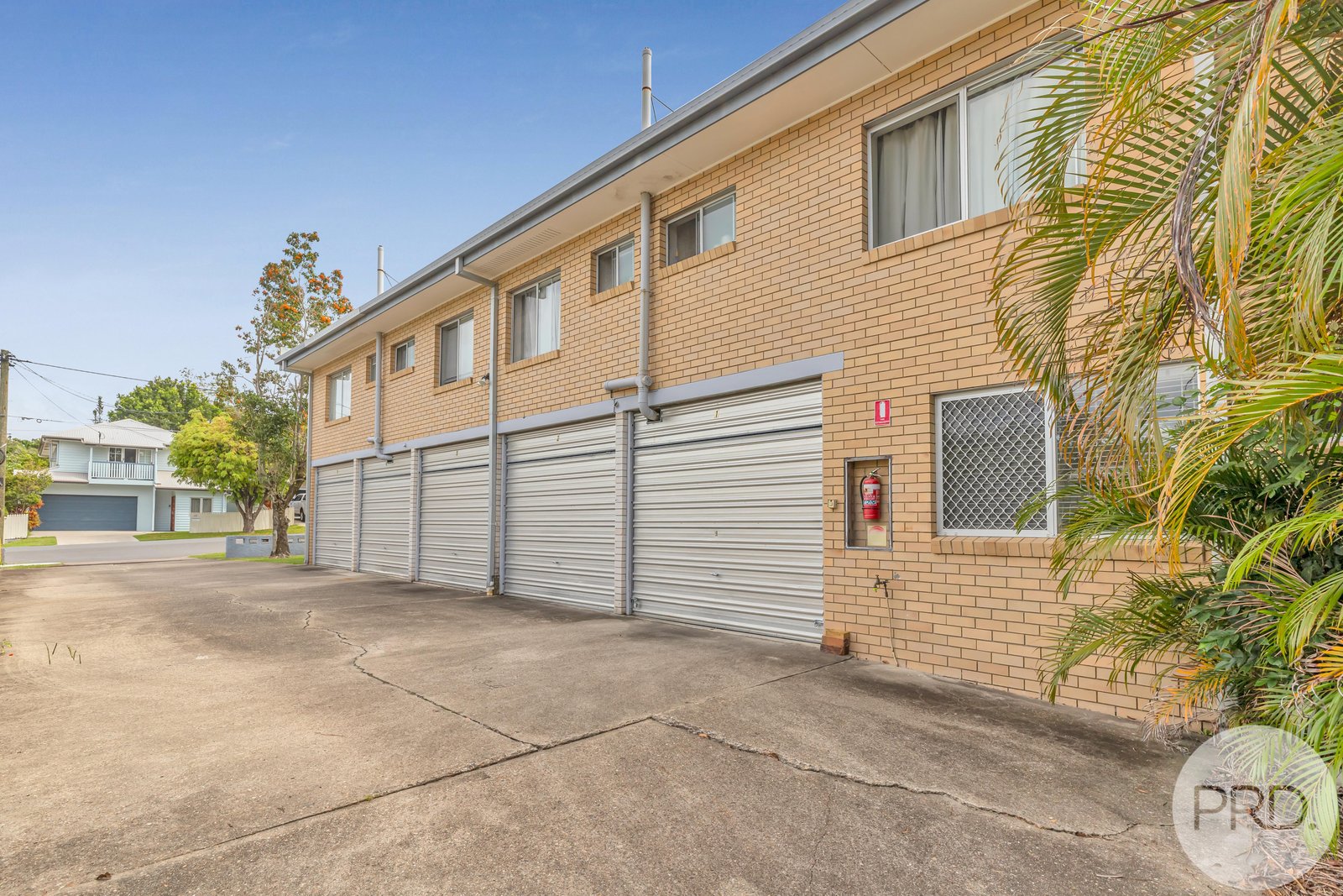 2/23 Almond Street NORTHGATE 2