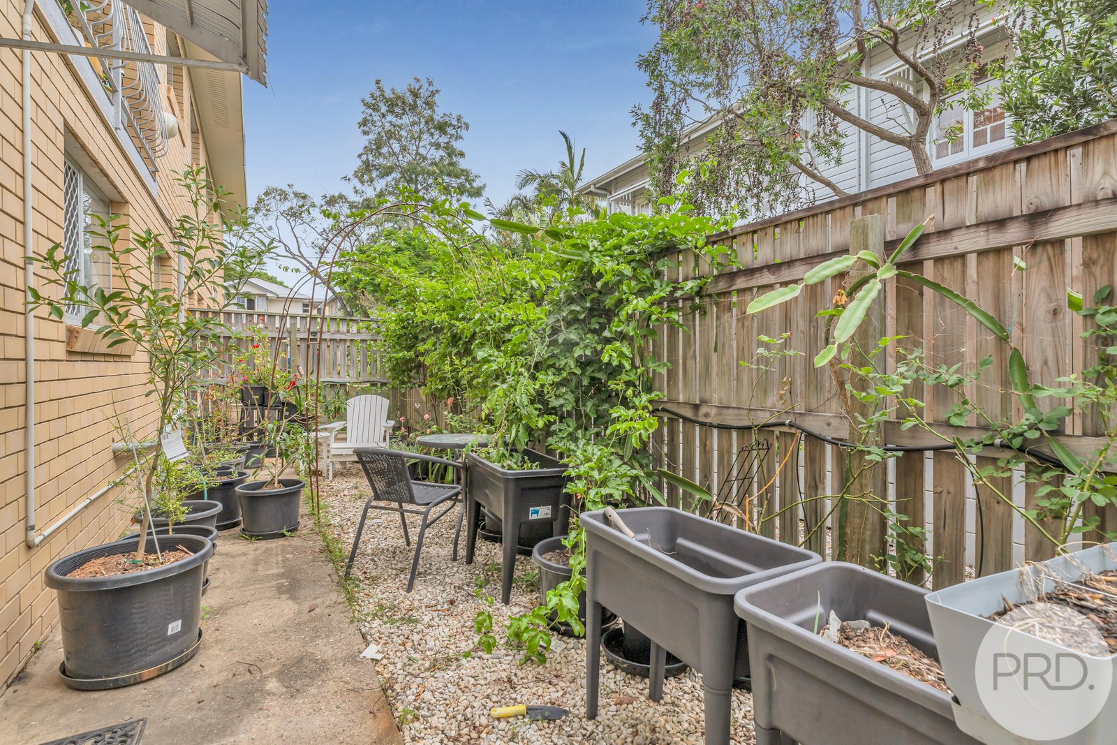 2/23 Almond Street NORTHGATE 11