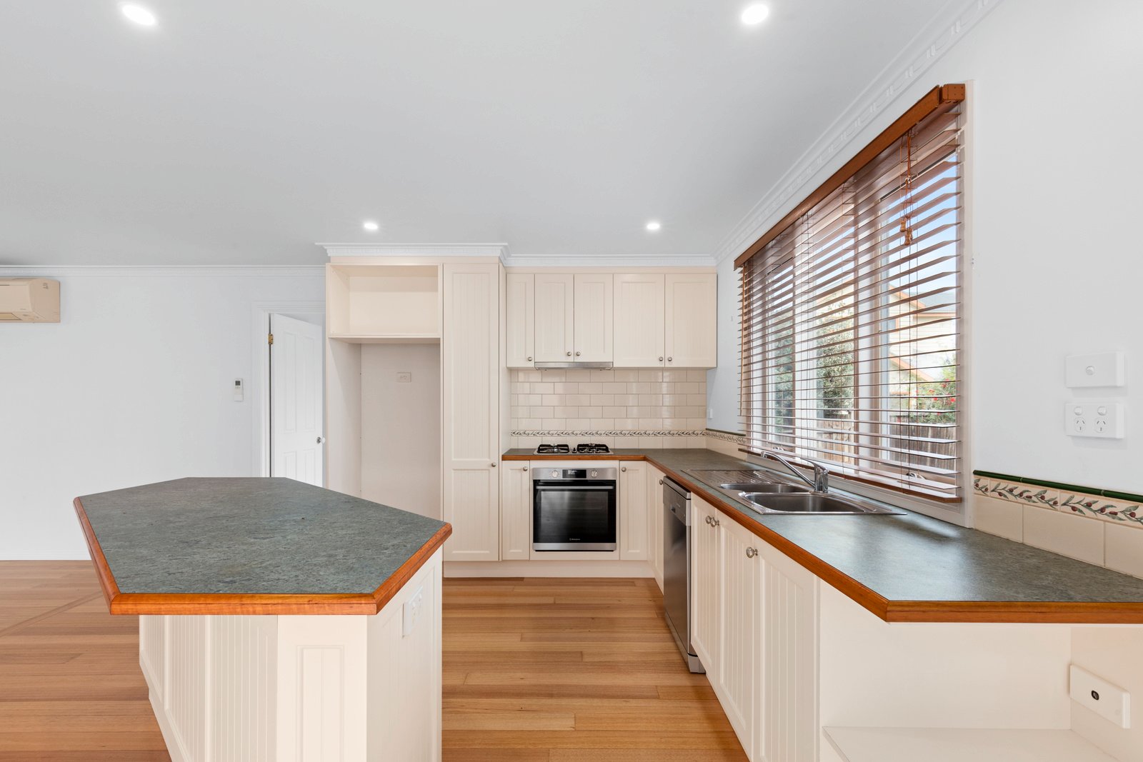 Real Estate and Property in 2/23 Beaver Street, Ocean Grove, VIC